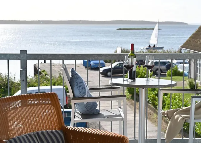 Hotel- & Ferienanlage Kapitaens-Haeuser Breege