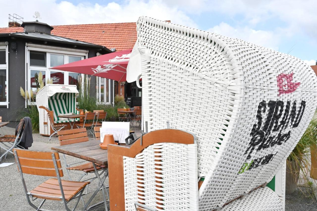 Hotel- & Kapitaens-haeuser 3* Breege